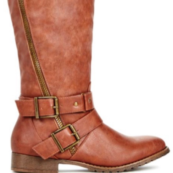 New Size 5.5 Faux Leather Woman’s Boots - Picture 3 of 6